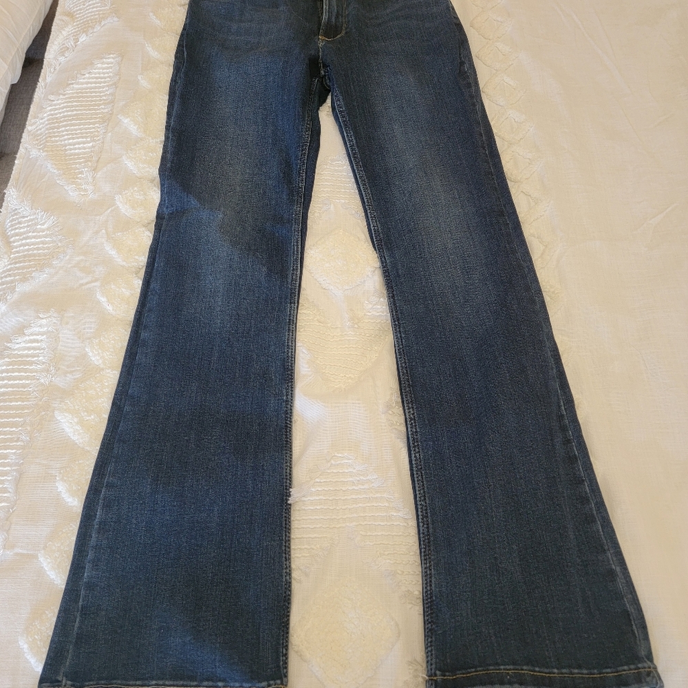 Wrangler High Rise Bold Boot Jeans 10x34.